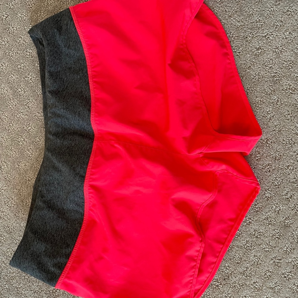 Athletic shorts Hot pink